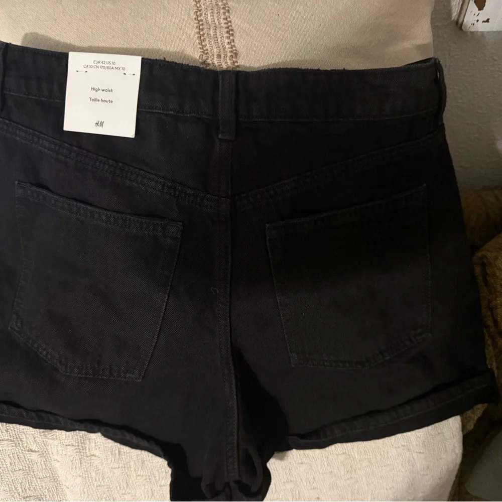H&M Black Jean Shorts‎